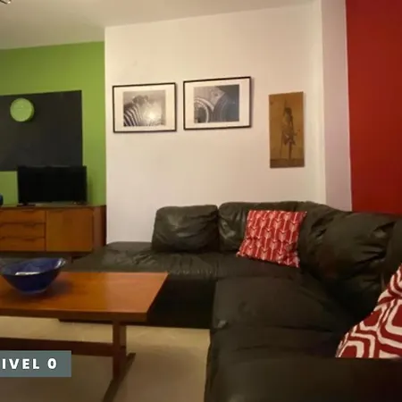 Apartment Pisos Baza, Tres Apartmentos En Baza